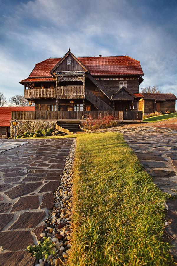 Imanje Tomasic Villa Podvornica Exterior photo