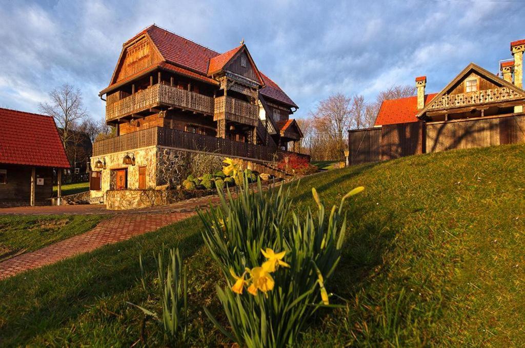 Imanje Tomasic Villa Podvornica Exterior photo